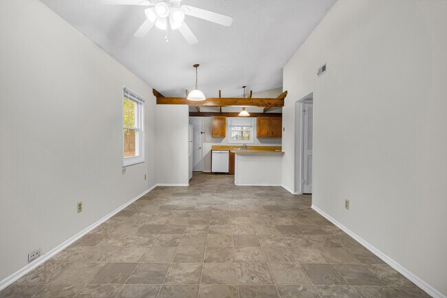 Photo - 1629 RaceTrack Rd