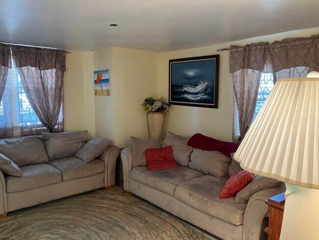 104 S Frankfort Ave Unit 1