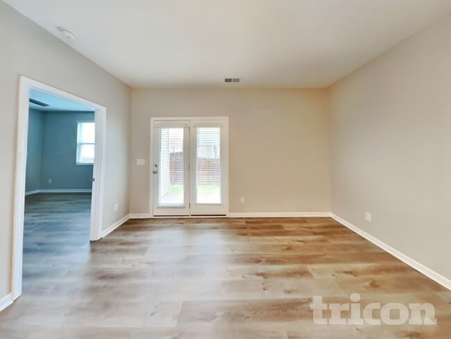 Photo - 338 Victory Cir