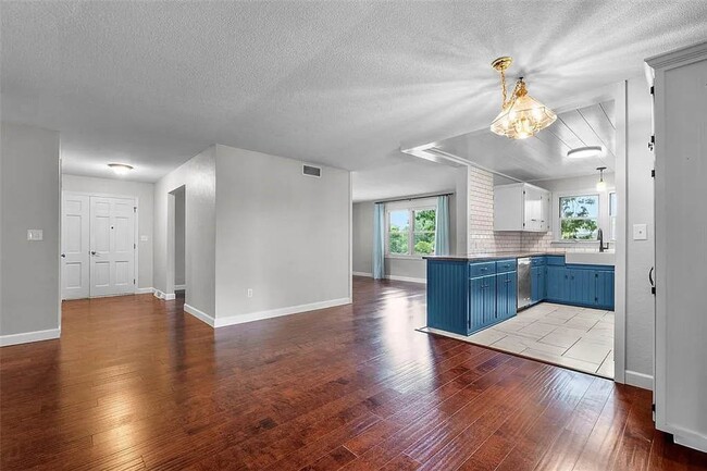 Photo - Updated Home In Cape Girardeau