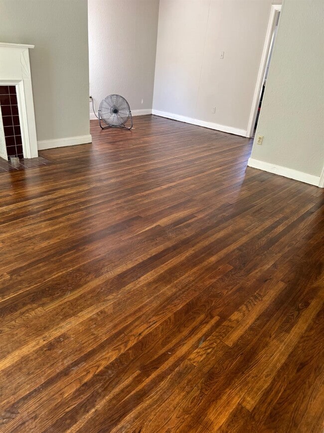 Photo - 2818 27th St