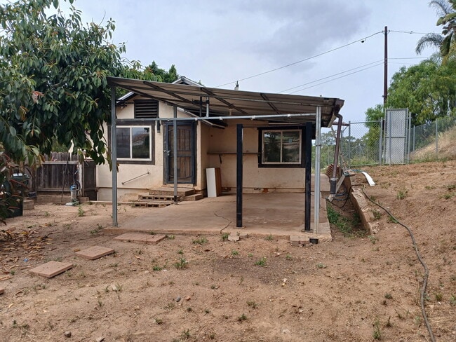 Photo - 2530 Cherimoya Dr