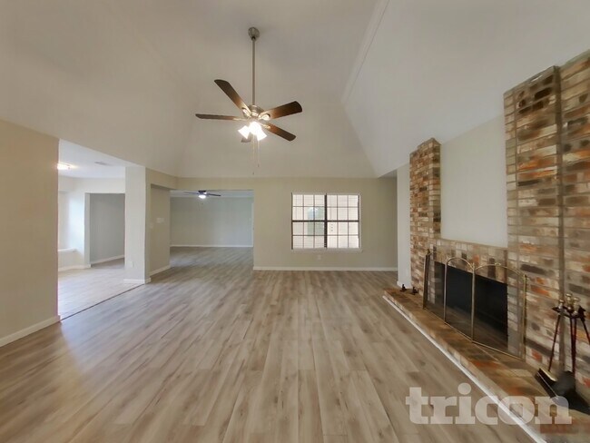 Photo - 1029 Twin Falls Dr