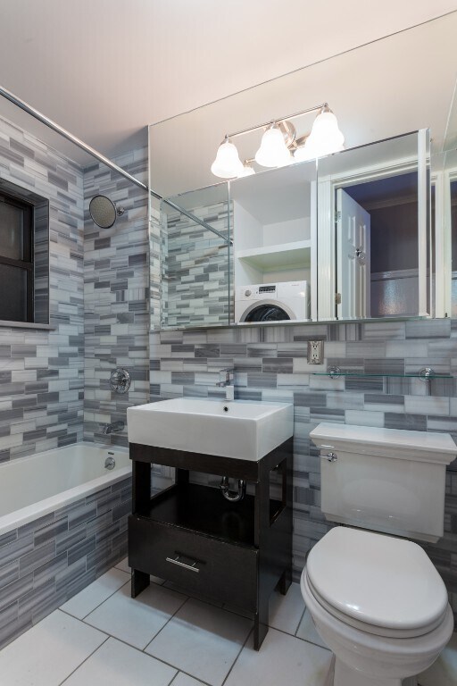 Photo - 7 E 75th St Unidad 5A