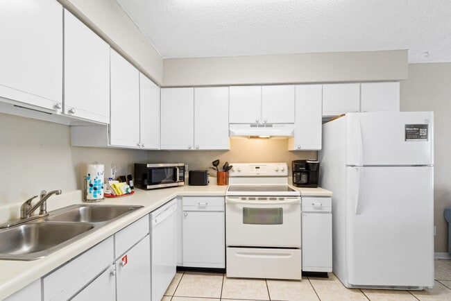 920 W Lagoon Ave Unit SI ID1541209P