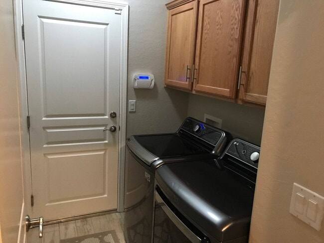 Photo - 55+ community @ Sierra Canyon in Somersett