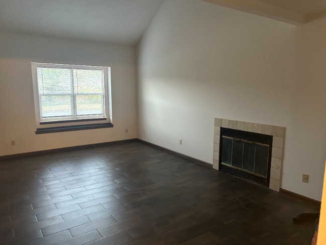 Photo - 3632 SW Oak Pkwy Unit 3632