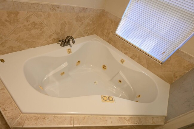 Photo - Stunning 3BR / 3BA Home on 2.48 Acres – Hillsborough, NC