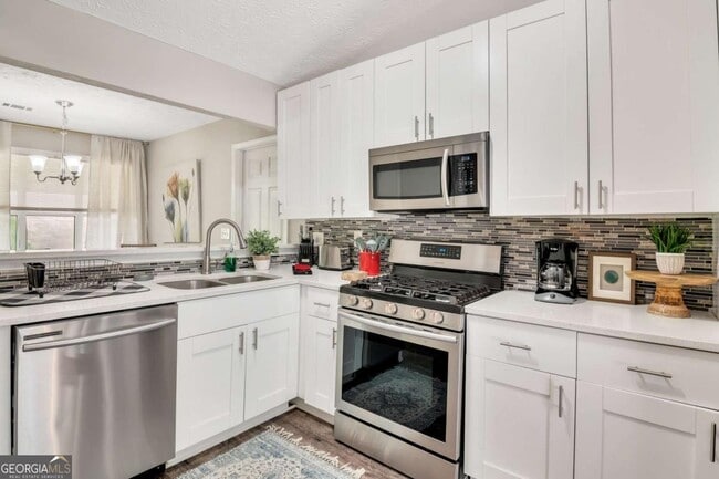 Photo - 2936 Owens Point Trail NW