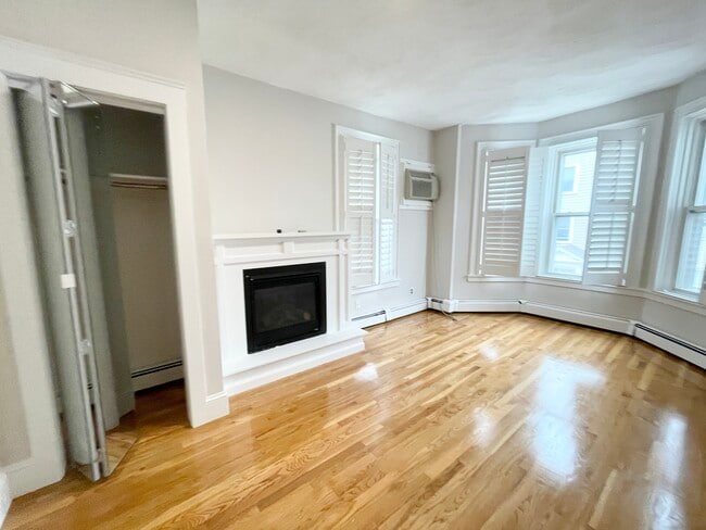 Photo - 130 P St Unit 2
