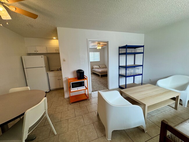 Photo - 1415 Sewell St.