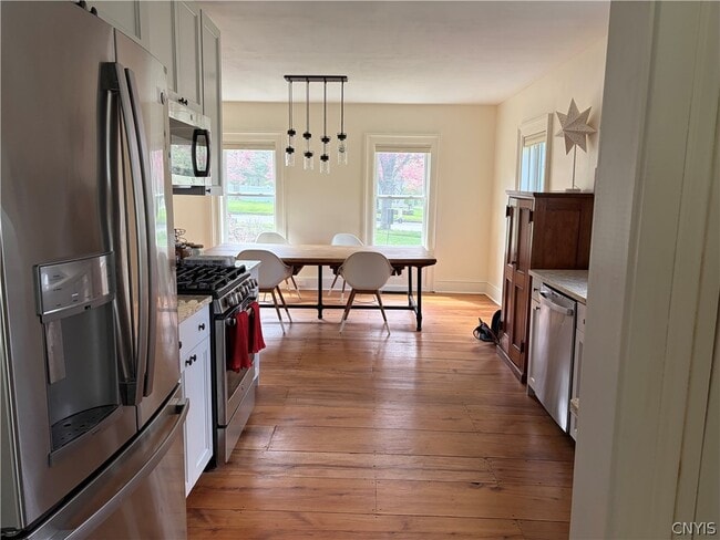 Photo - 209 Warren St