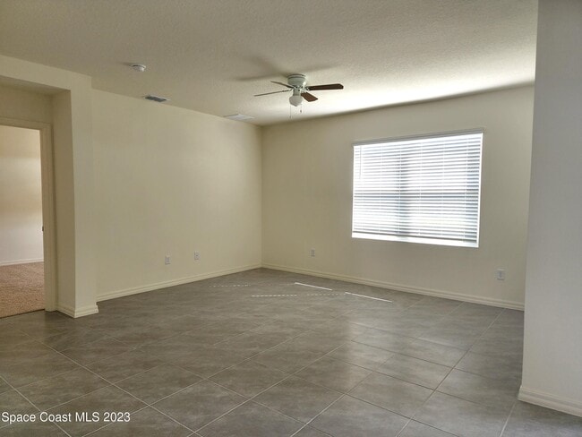 Photo - 4925 Amasa Cir