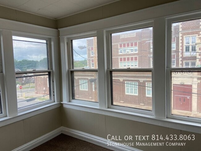 Photo - 11-1/2 East 29-2nd Floor Unidad 2nd Floor