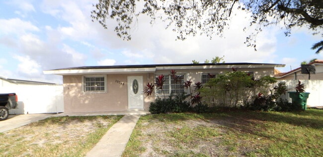 Building Photo - 17045 NW 87th Ave Rental