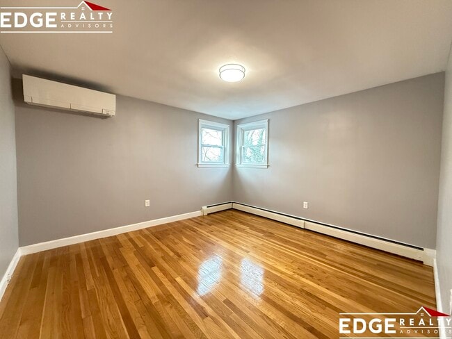 Photo - 110 Pine Hill Cir Unit 4