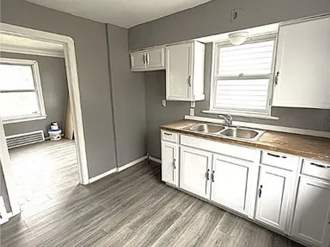 Photo - Renovated 3-Bedroom Colonial Near Shaker Heights – Move-In Ready