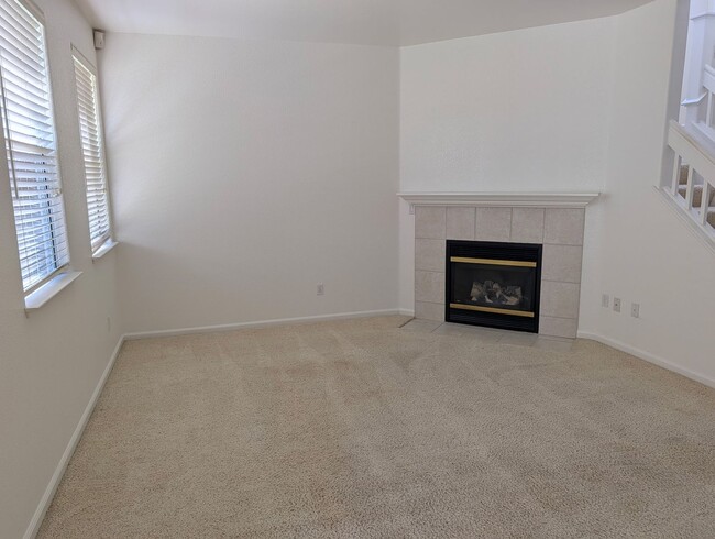 Photo - 505 Diamond Creek Ct