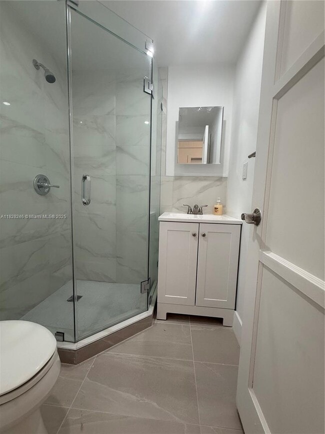 Building Photo - 6765 SW 34th St Unit 1 Rental