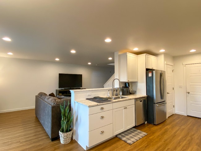 Photo - 1589 NW 5th Ave