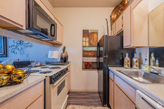 1BR 1BA - 556SF - Kitchen