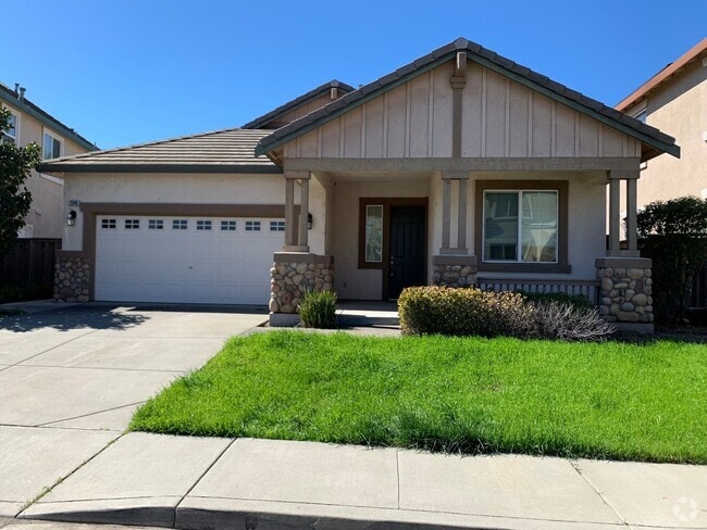 Building Photo - Spacious 3-bedroom 2 bathroom Home-Travis ...