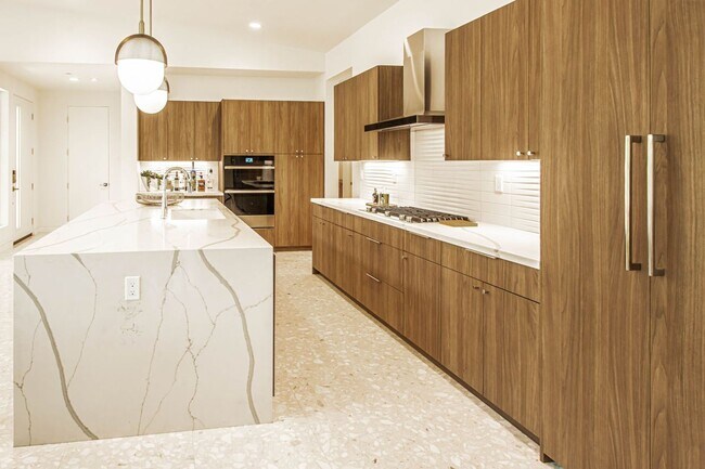 Photo - Indian Wells Luxury