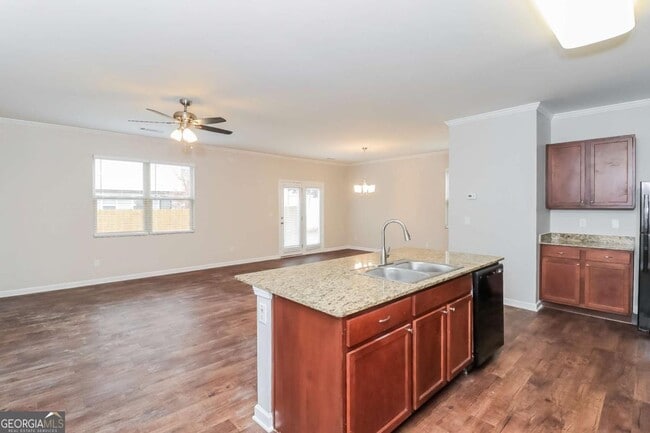 Photo - 2895 S Hills