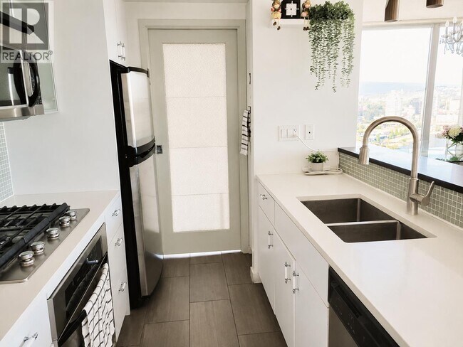 33 Smithe St Unit 26xx