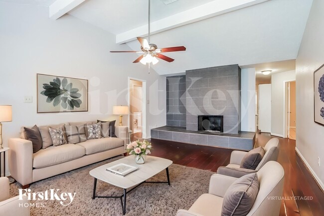 Photo - 5903 High Meadow St