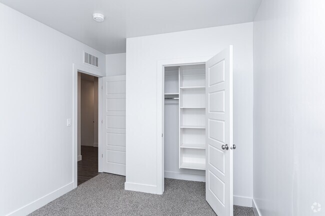 3BR, 2.5BA - 1,408SF - Third Bedroom