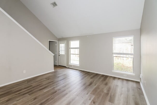 Photo - 3630 Red Fir Dr