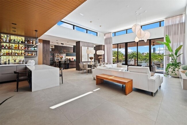 Photo - 655 Layne Blvd