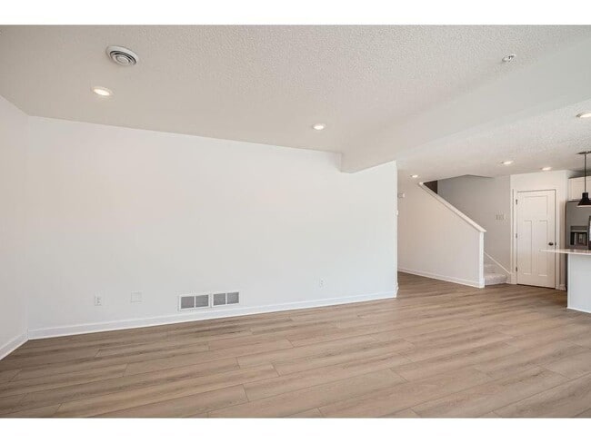 Photo - 1082 Jubert Dr