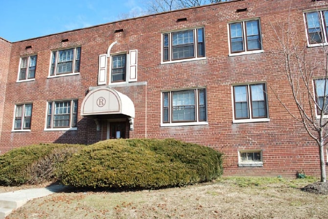 Wyndmoor Gardens - Wyndmoor Gardens