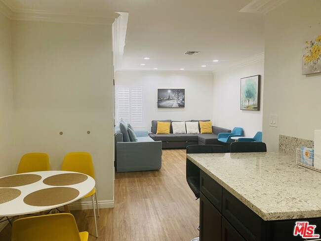 Photo - 3653 Chariette Ave Casa