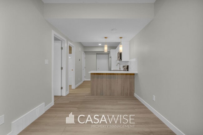 Photo - 1065 Berg Pl