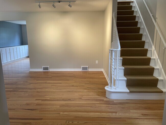 Photo - 1332 Hawthorne St