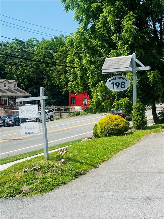 Photo - 198 Greenwich Ave