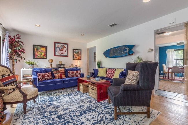 Photo - 50 Hubbard Ln