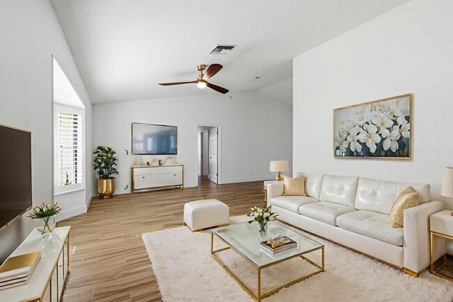 Photo - 2700 Yarmouth Dr