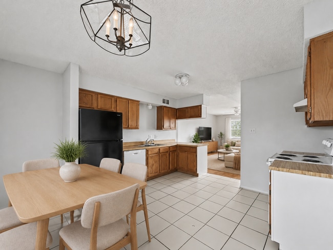Photo - 5630 Brookview Ct Unit D