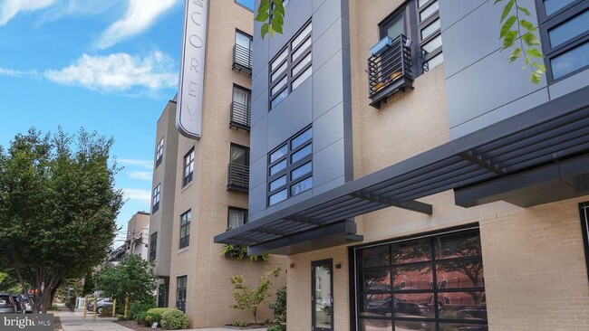 Building Photo - 1111 Orren St NE Unit 407 Rental