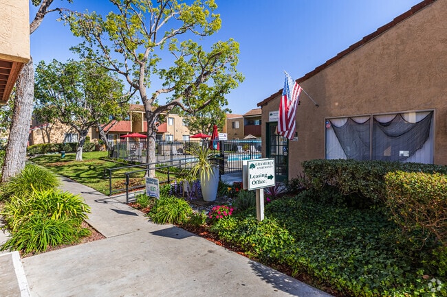 Leasing Center - Gramercy Apartments