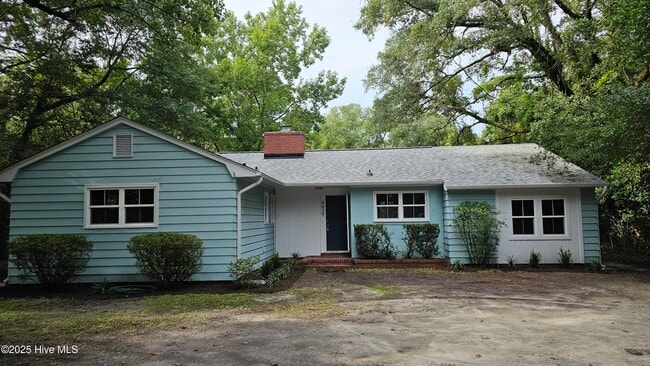 Building Photo - 4929 Oleander Dr Rental