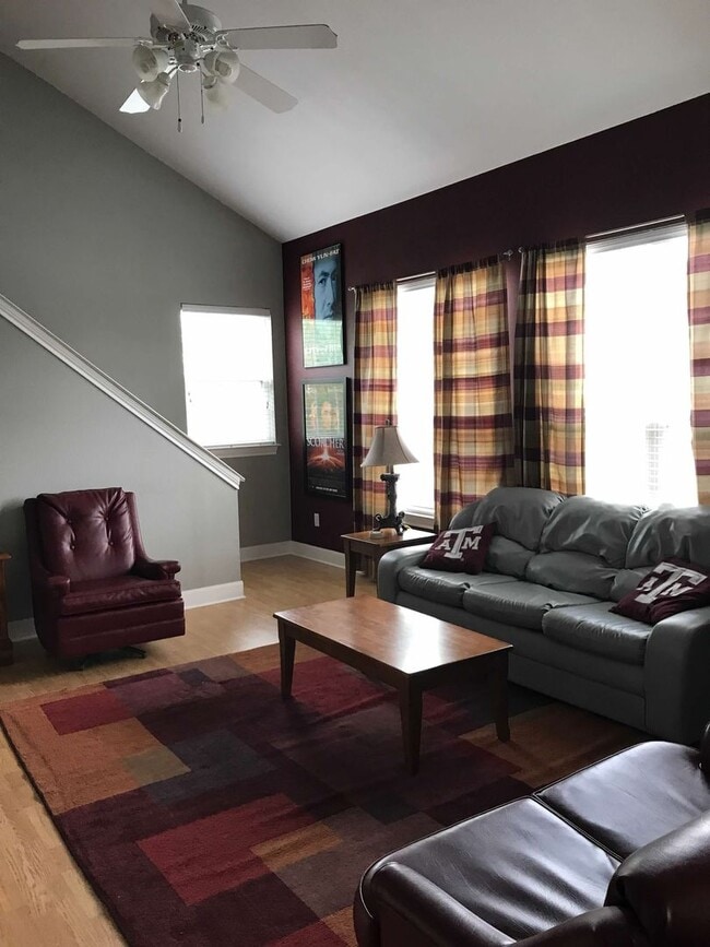 Photo - Spacious condo Unit 408