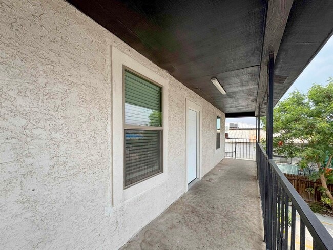 Photo - 520 E Travis St Unidad 6