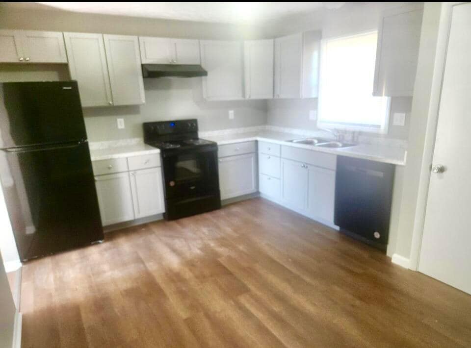 Photo - 3705 Trent Cir
