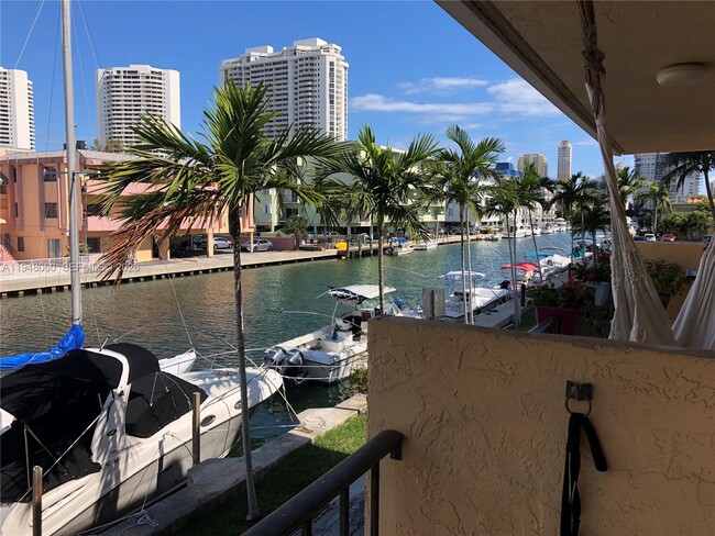 Photo - 3531 NE 170th St Unit 204