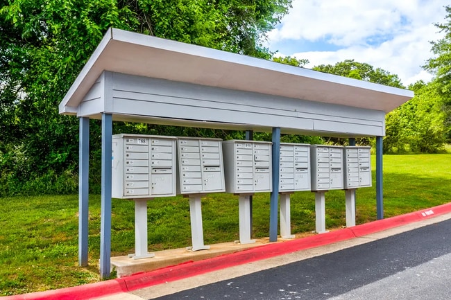 Photo - Mountain View Apartments